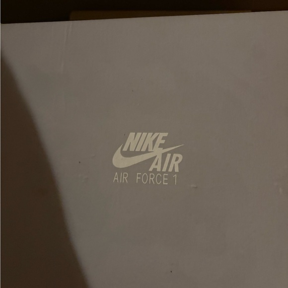 Nike Air Force 1 LV8 (GS) Habanero Red/Black Box Label - Picture 4 of 6